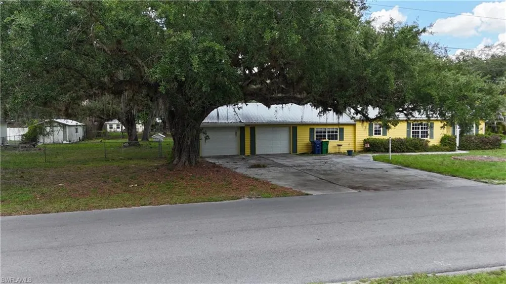 260 Fraser Avenue Labelle, FL 33935