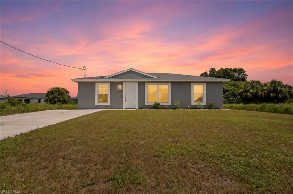 3061 Adcock Drive Labelle, FL 33935