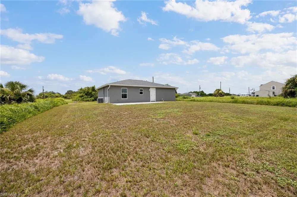 3061 Adcock Drive Labelle, FL 33935