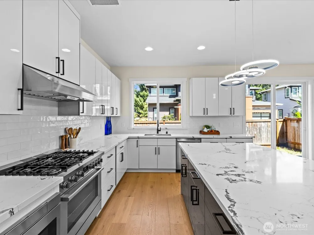 1719 163rd Court NE Bellevue, WA 98008