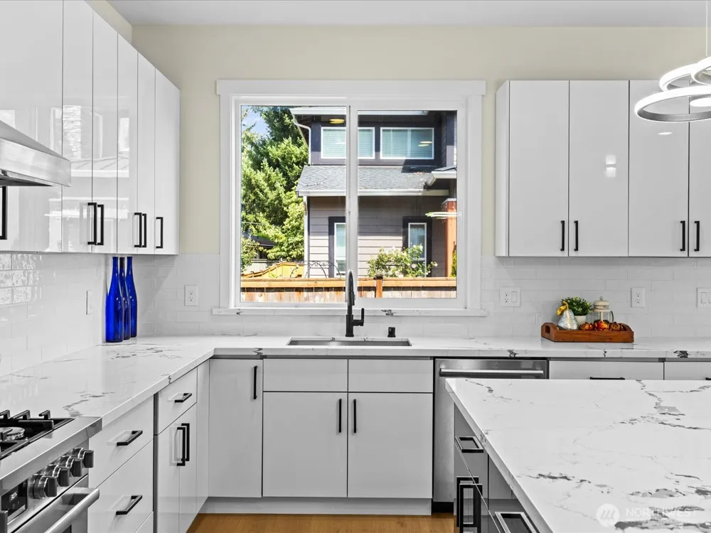1719 163rd Court NE Bellevue, WA 98008