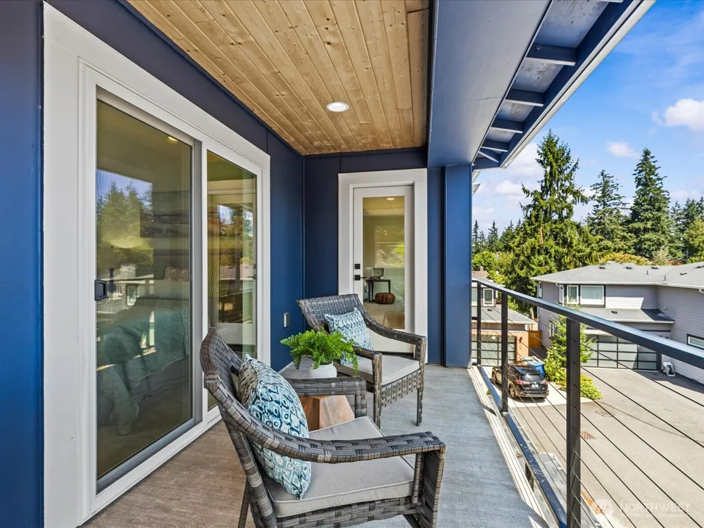 1719 163rd Court NE Bellevue, WA 98008