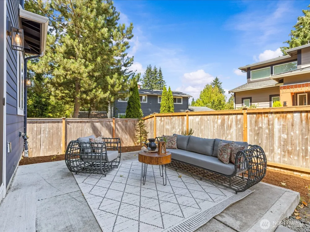 1719 163rd Court NE Bellevue, WA 98008