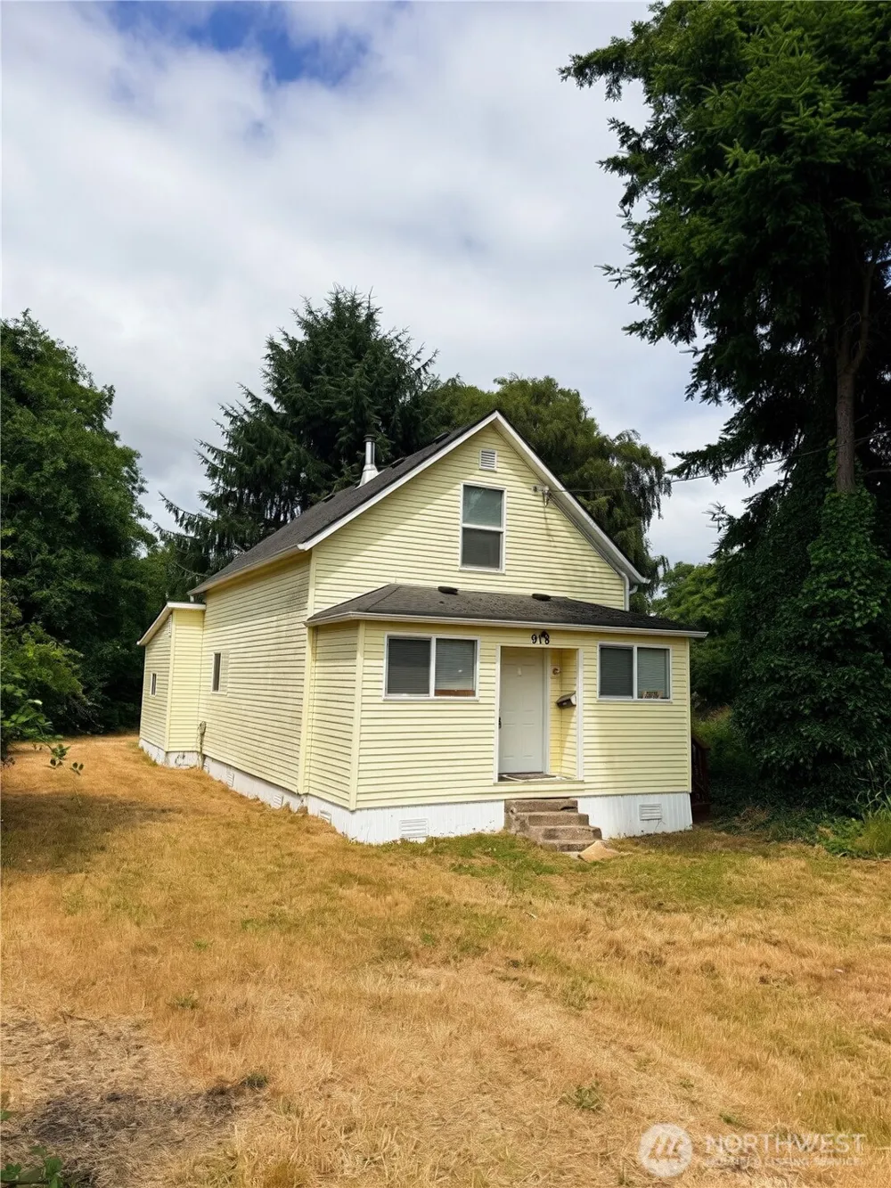 918 W Marion Street Aberdeen, WA 98520
