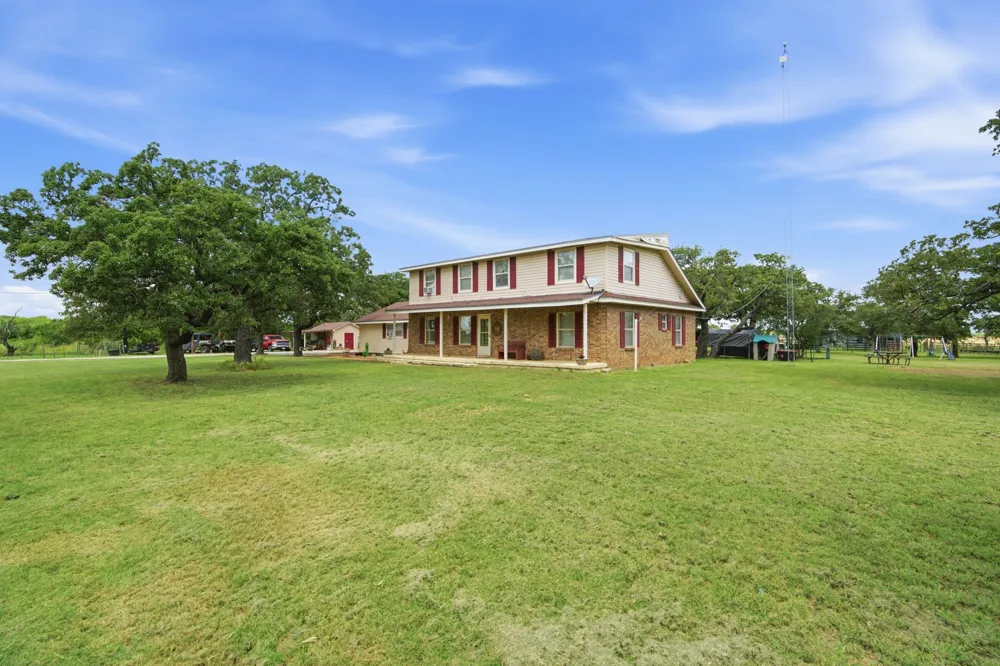 618 Highway 2731 Rising Star, TX 76471