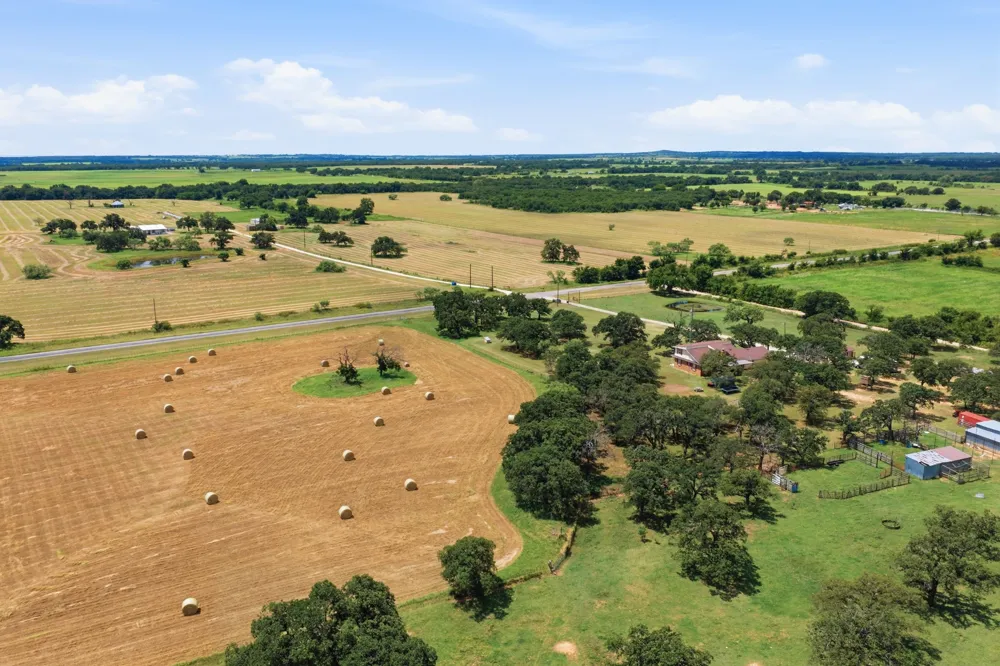 618 Highway 2731 Rising Star, TX 76471
