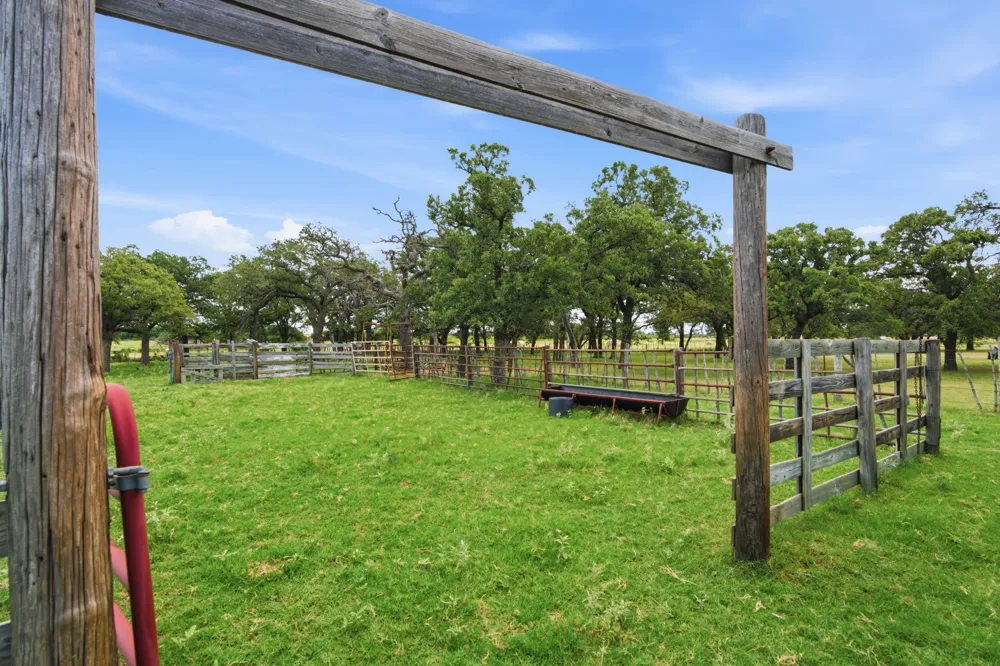 618 Highway 2731 Rising Star, TX 76471