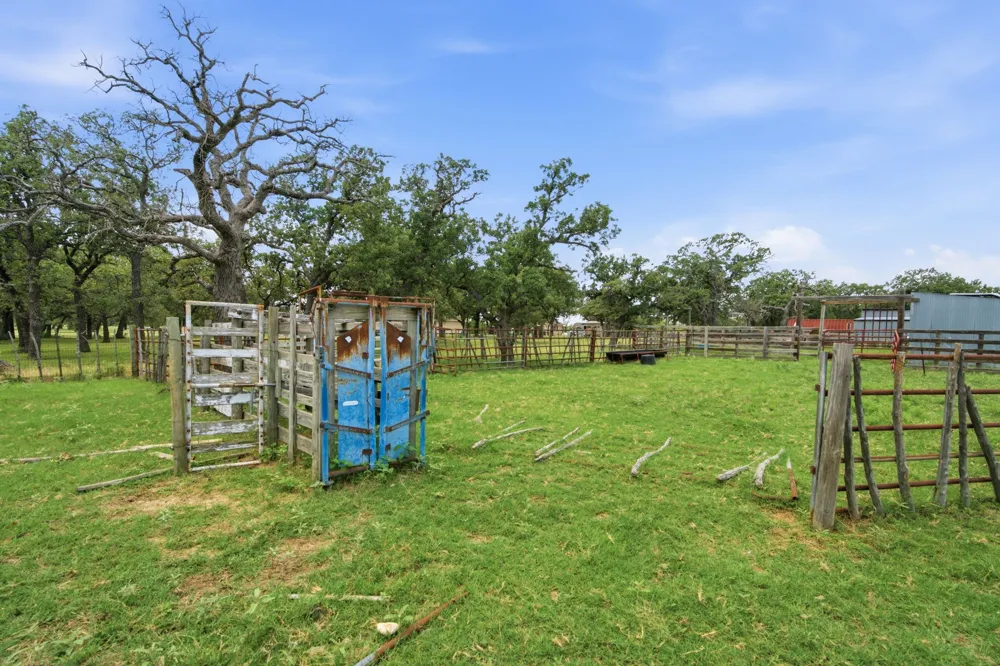 618 Highway 2731 Rising Star, TX 76471