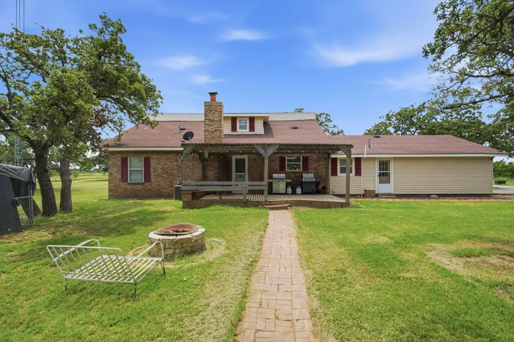 618 Highway 2731 Rising Star, TX 76471