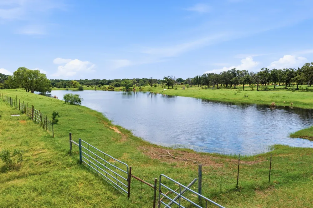 618 Highway 2731 Rising Star, TX 76471