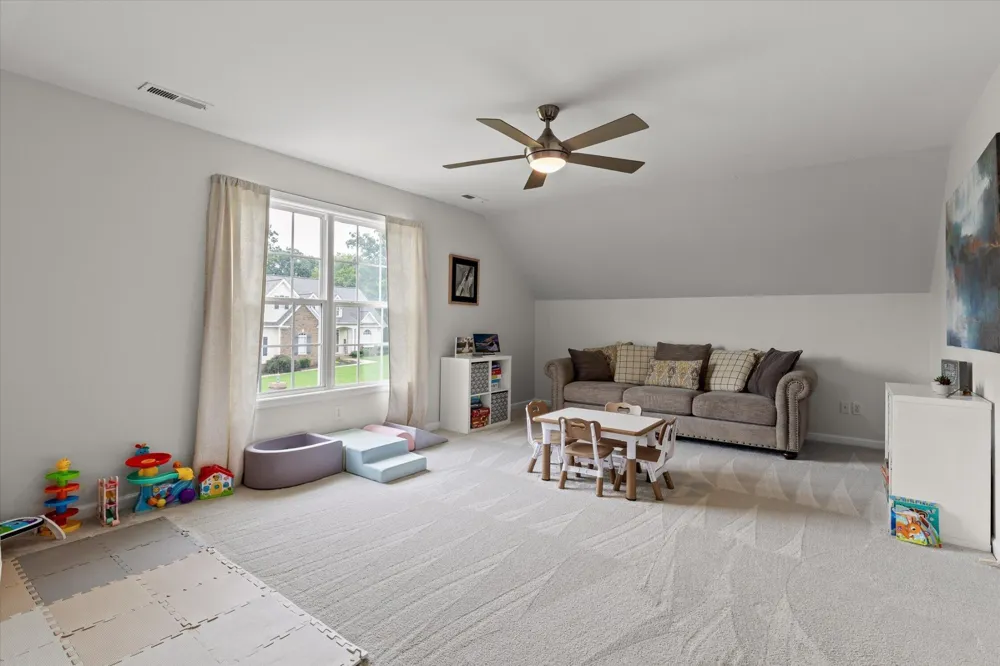 7278 Meredith Court Ooltewah, TN 37363