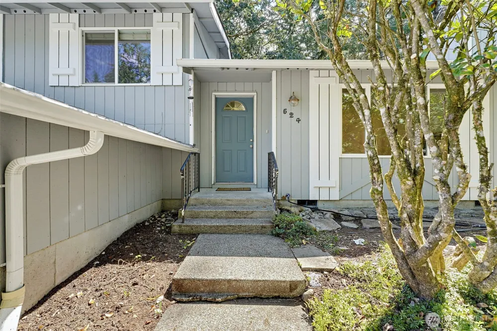 524 Choker Ct SE Lacey, WA 98503