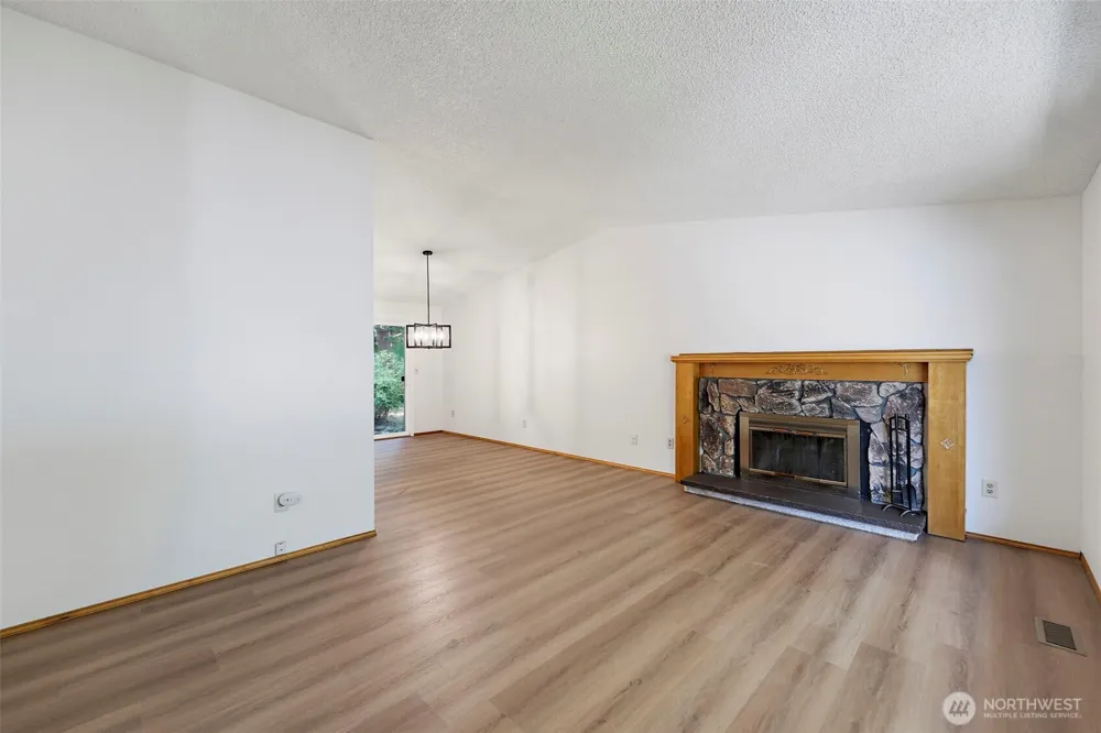 524 Choker Ct SE Lacey, WA 98503