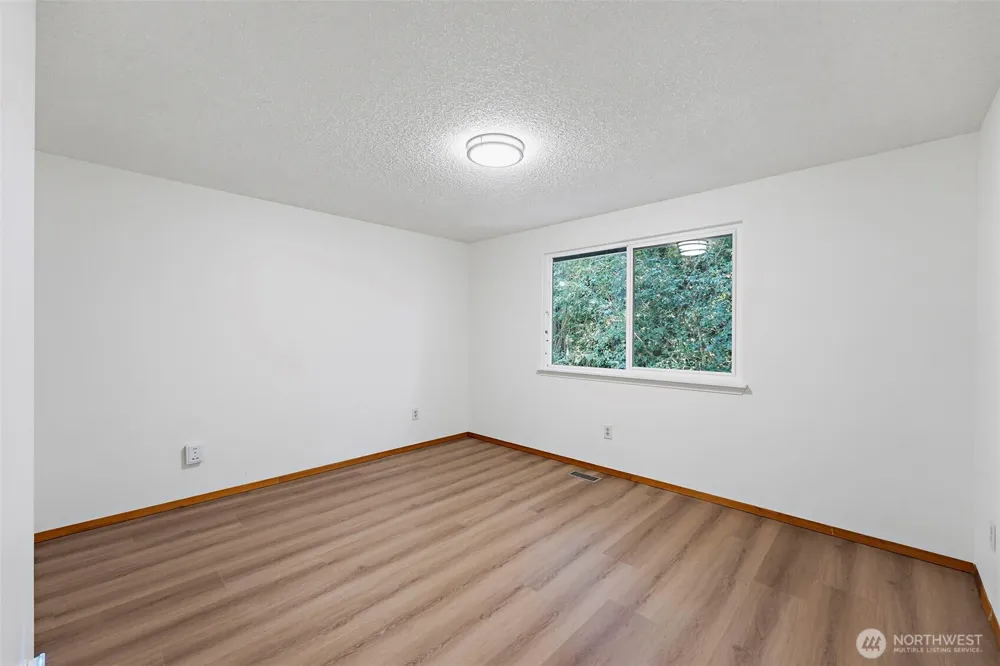 524 Choker Ct SE Lacey, WA 98503