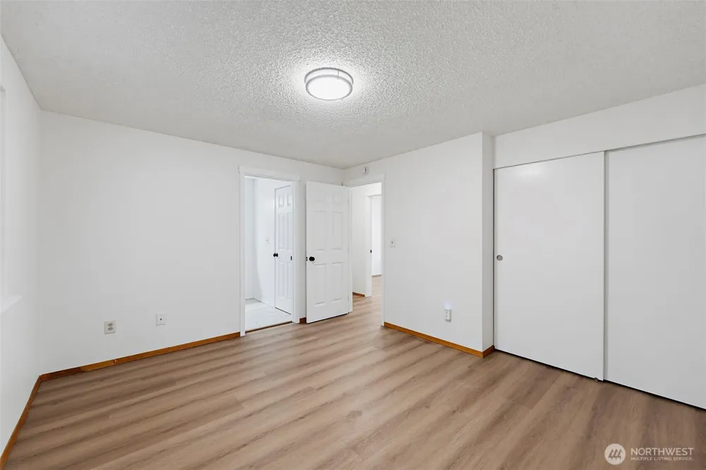 524 Choker Ct SE Lacey, WA 98503
