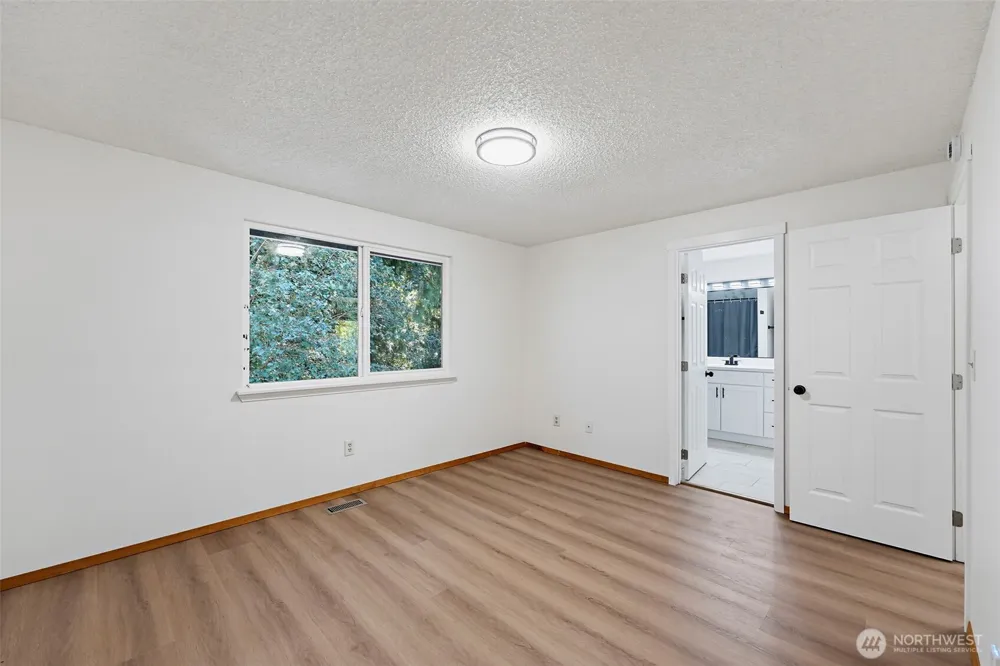 524 Choker Ct SE Lacey, WA 98503