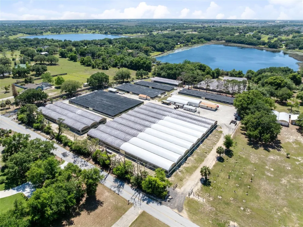 18021 E APSHAWA ROAD Minneola, FL 34715
