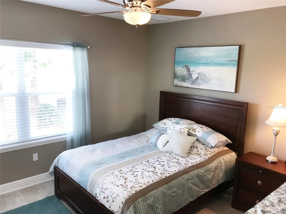 7730 34TH AVENUE W #101 Bradenton, FL 34209