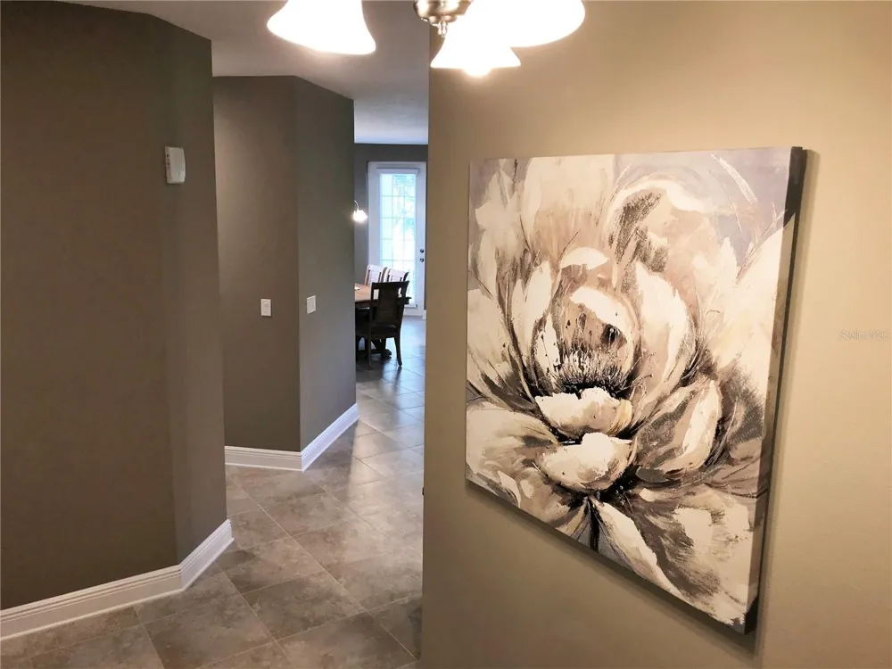 7730 34TH AVENUE W #101 Bradenton, FL 34209