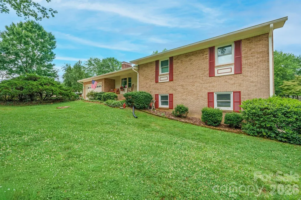 201 Wellington Drive Lincolnton, NC 28092