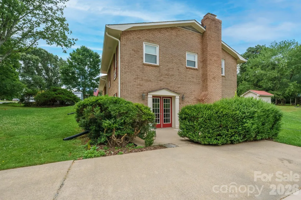 201 Wellington Drive Lincolnton, NC 28092