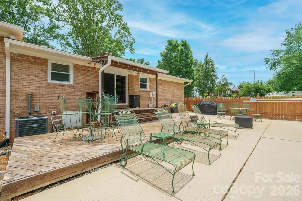 201 Wellington Drive Lincolnton, NC 28092