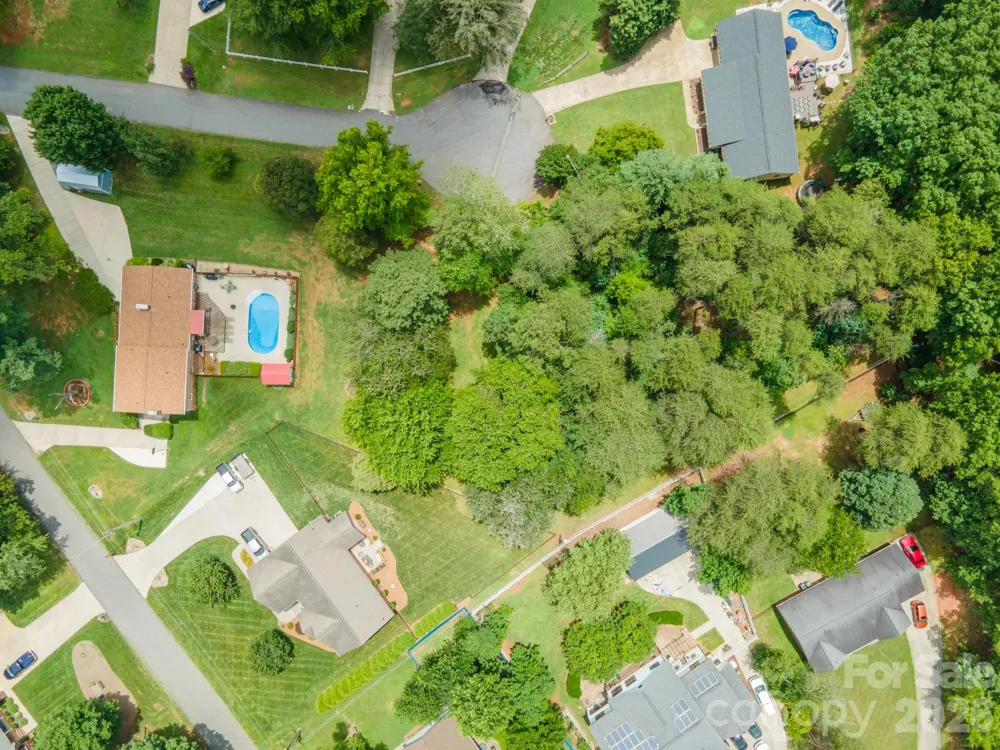 201 Wellington Drive Lincolnton, NC 28092