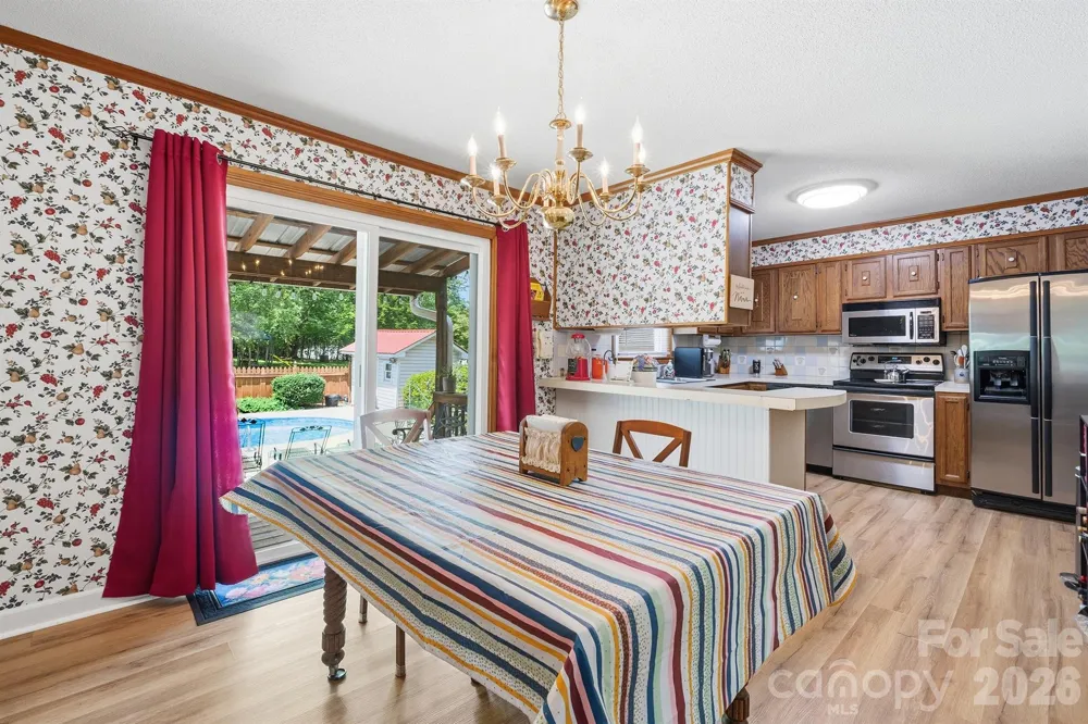 201 Wellington Drive Lincolnton, NC 28092