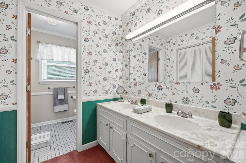 201 Wellington Drive Lincolnton, NC 28092