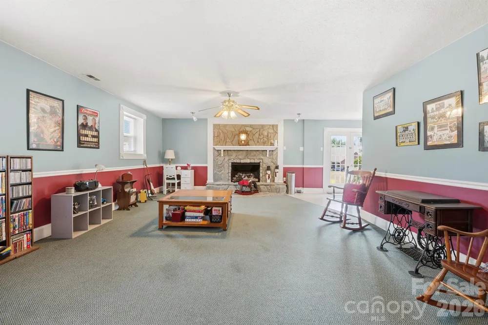 201 Wellington Drive Lincolnton, NC 28092