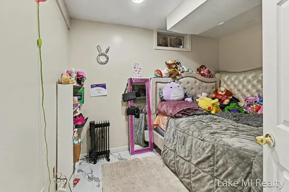 2119 Desoto Drive Lansing, MI 48911