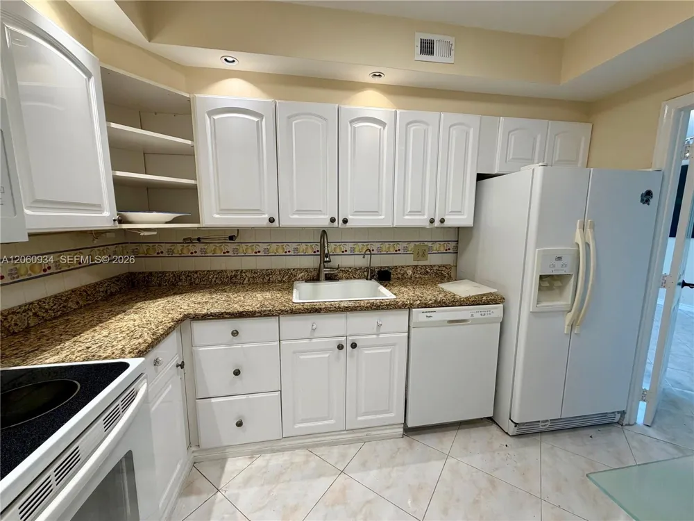 1980 S Ocean Dr #6N Hallandale Beach, FL 33009