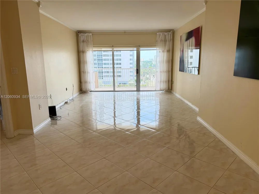 1980 S Ocean Dr #6N Hallandale Beach, FL 33009
