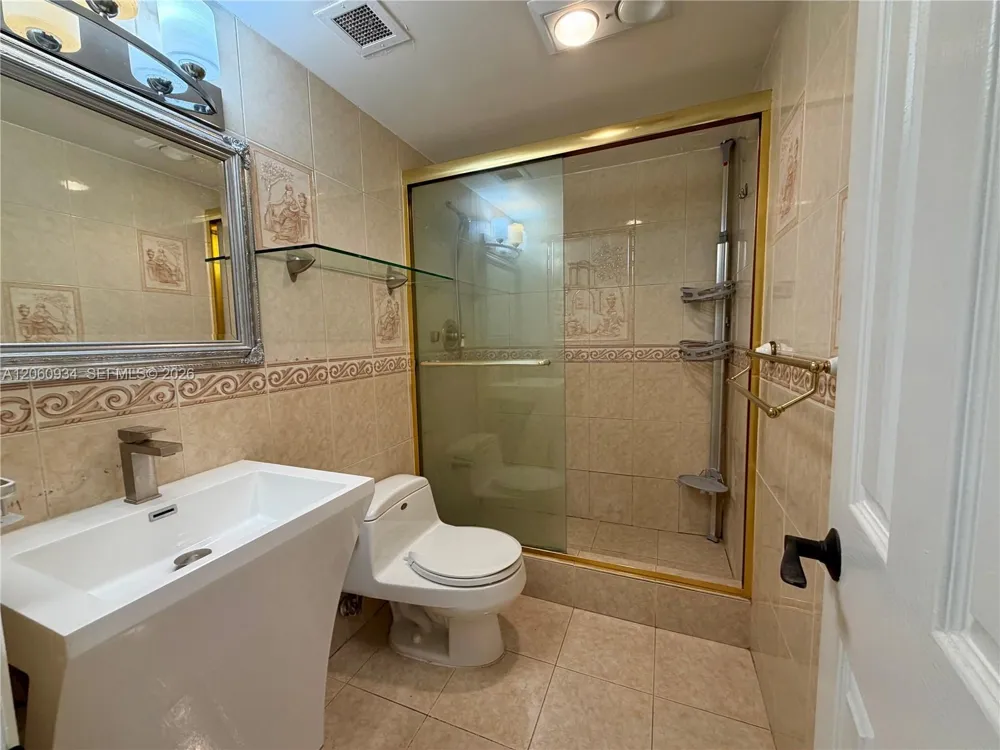 1980 S Ocean Dr #6N Hallandale Beach, FL 33009