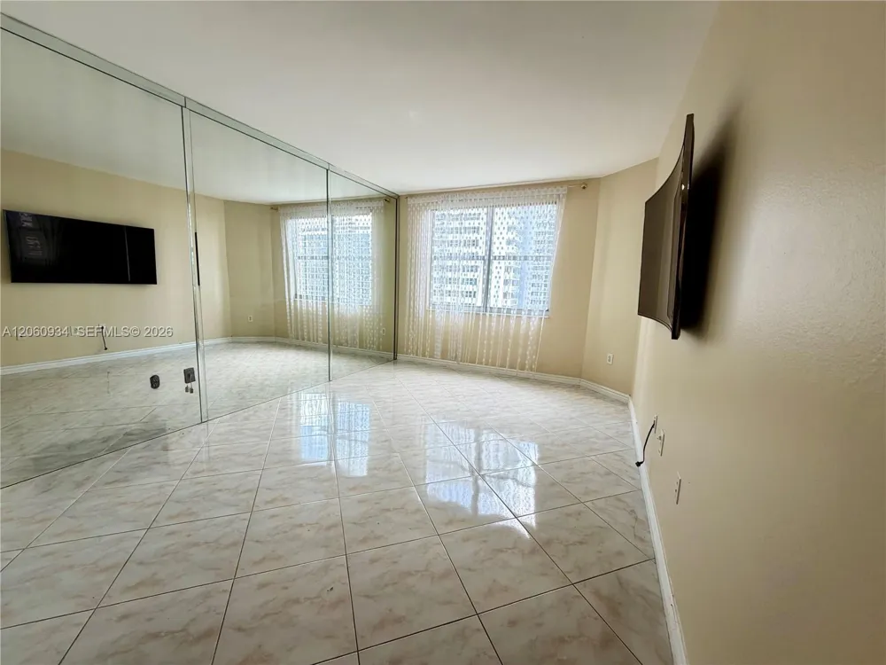 1980 S Ocean Dr #6N Hallandale Beach, FL 33009