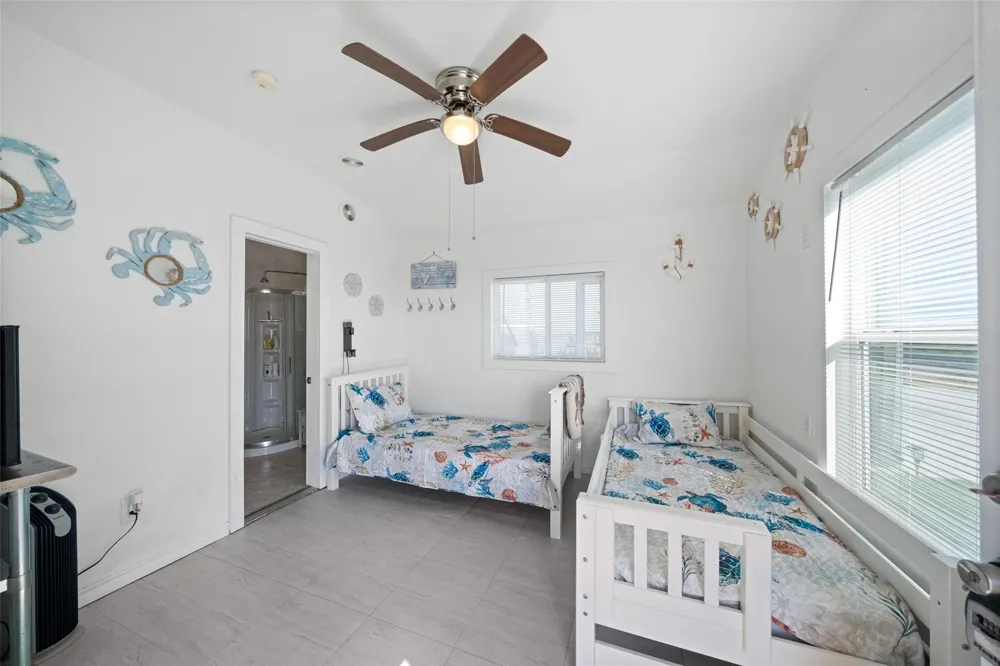 3130 Fm-2031 Matagorda, TX 77457