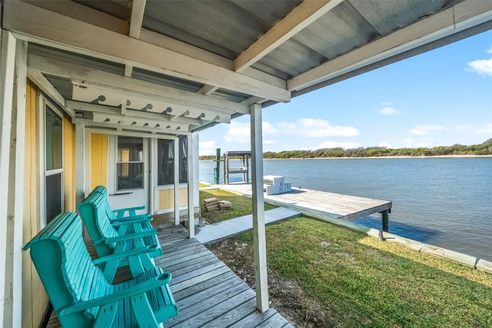 3130 Fm-2031 Matagorda, TX 77457