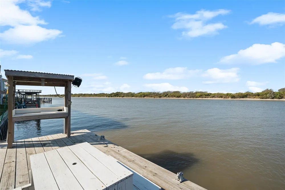 3130 Fm-2031 Matagorda, TX 77457