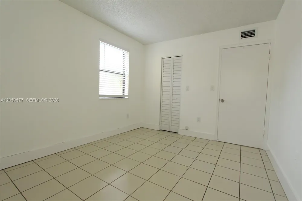 650 NW 114th Ave #101 Sweetwater, FL 33172