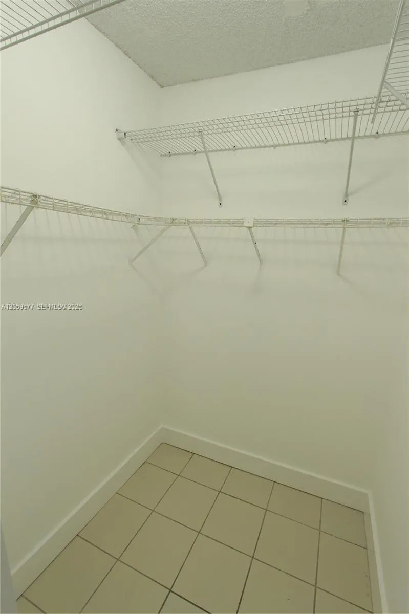 650 NW 114th Ave #101 Sweetwater, FL 33172