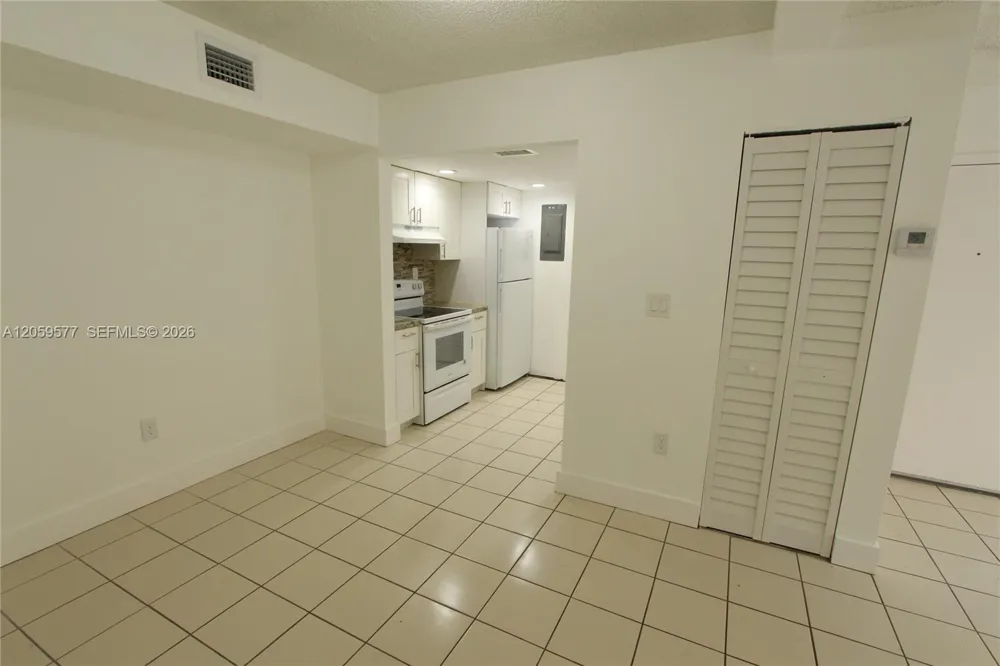 650 NW 114th Ave #101 Sweetwater, FL 33172