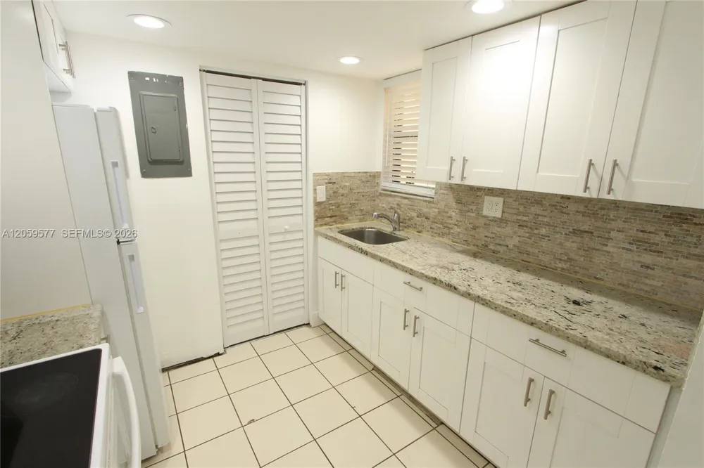 650 NW 114th Ave #101 Sweetwater, FL 33172