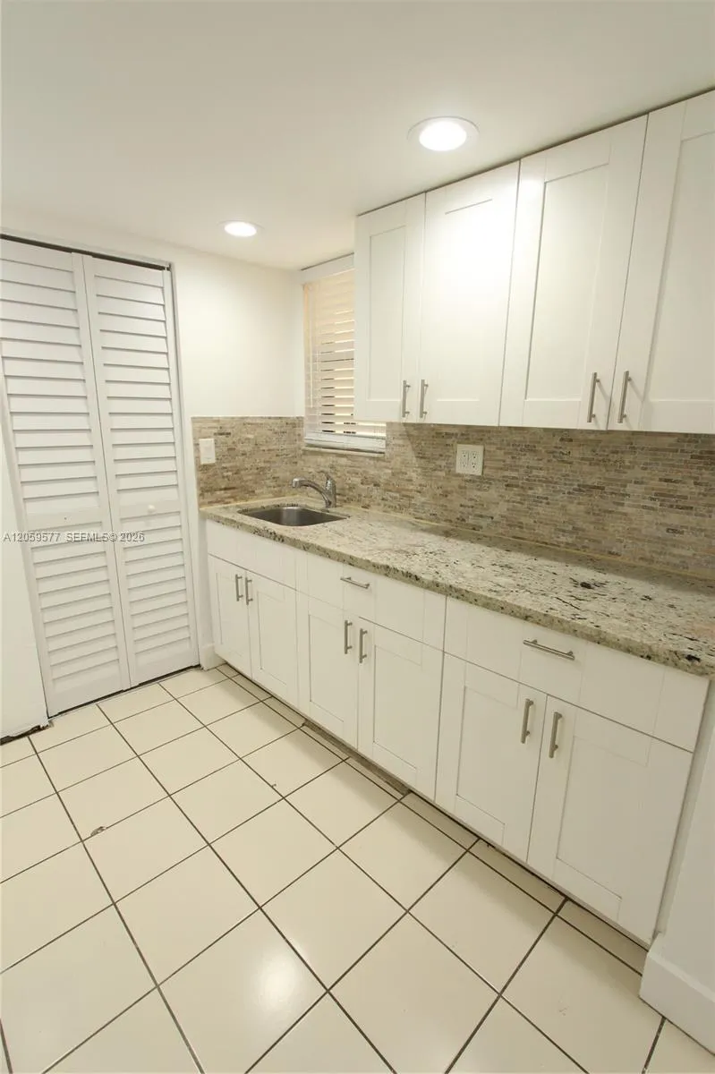 650 NW 114th Ave #101 Sweetwater, FL 33172