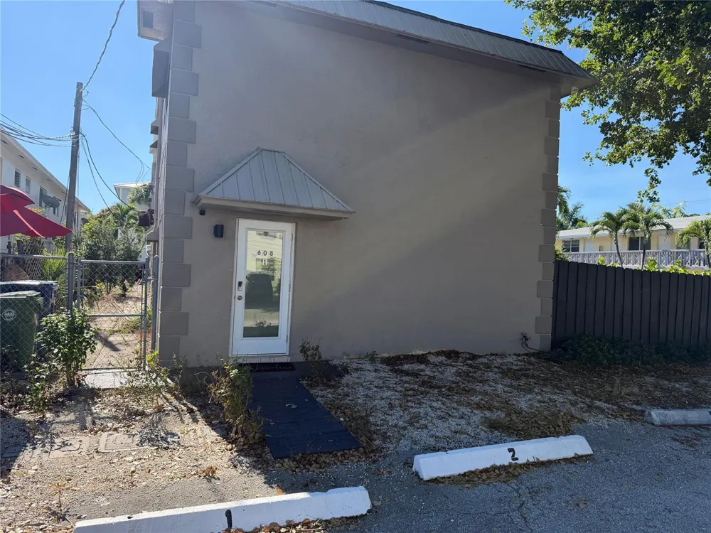 608 NE 29th Drive #1 Wilton Manors, FL 33334