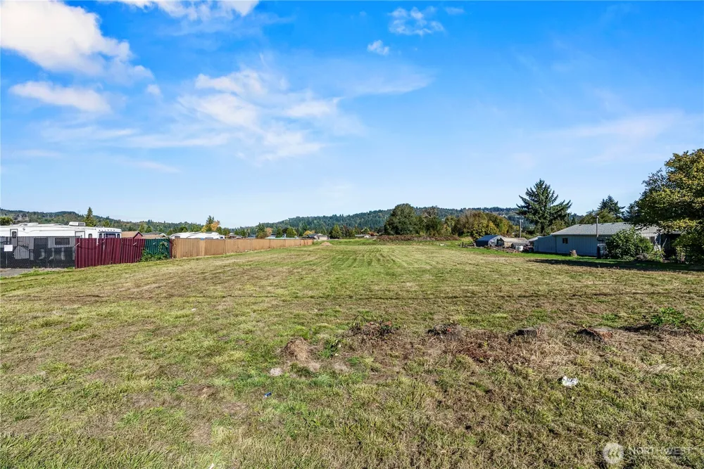 4504 Ocean Beach Highway Longview, WA 98632
