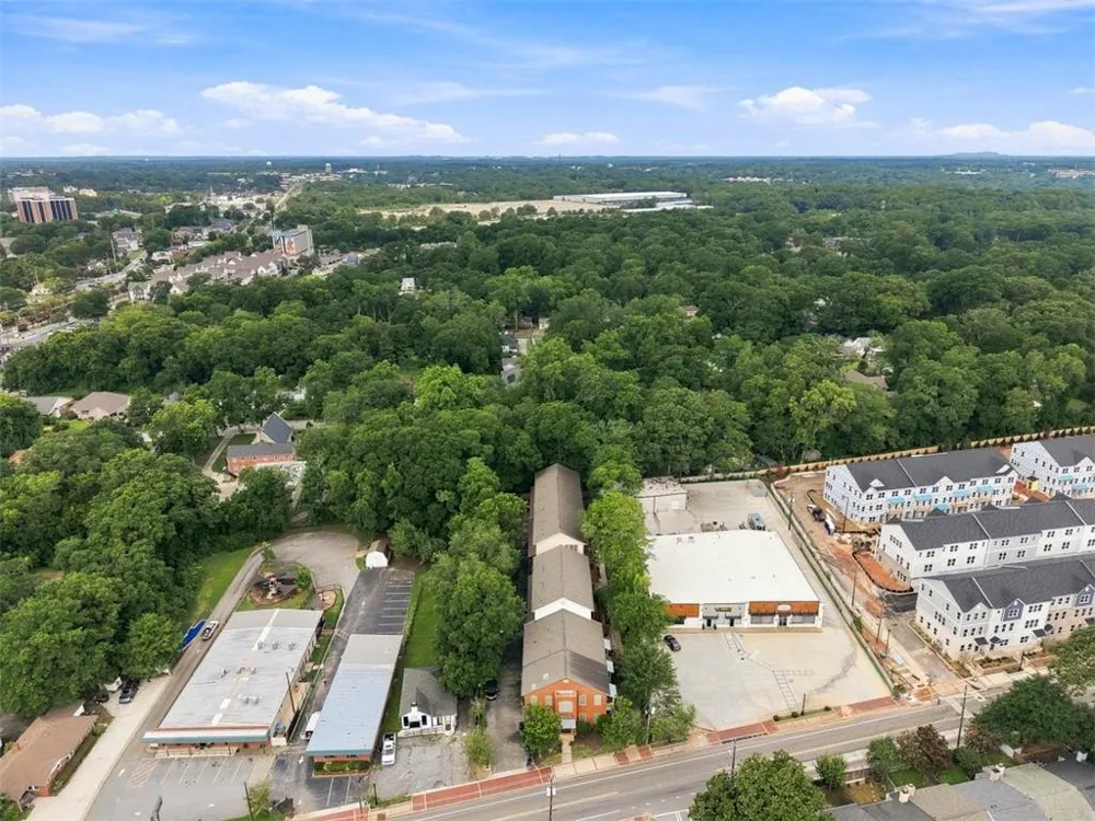 3371 Dogwood Drive #240 Hapeville, GA 30354