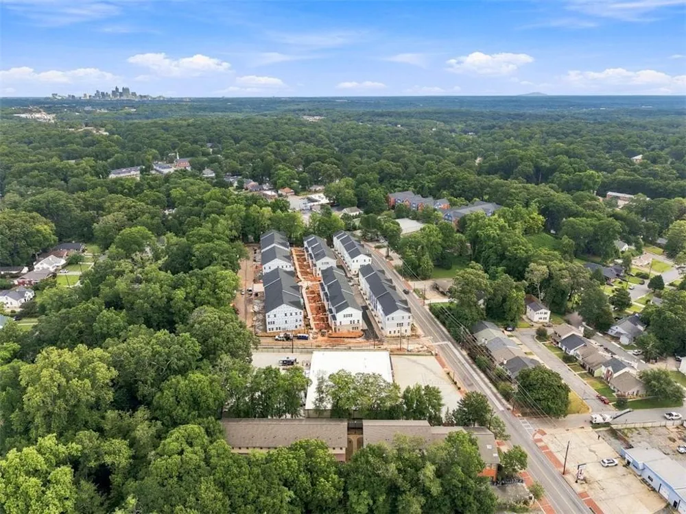 3371 Dogwood Drive #240 Hapeville, GA 30354