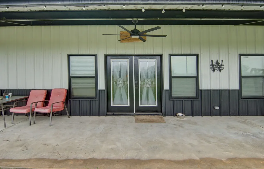 7400 County Road 4726 Wolfe City, TX 75496