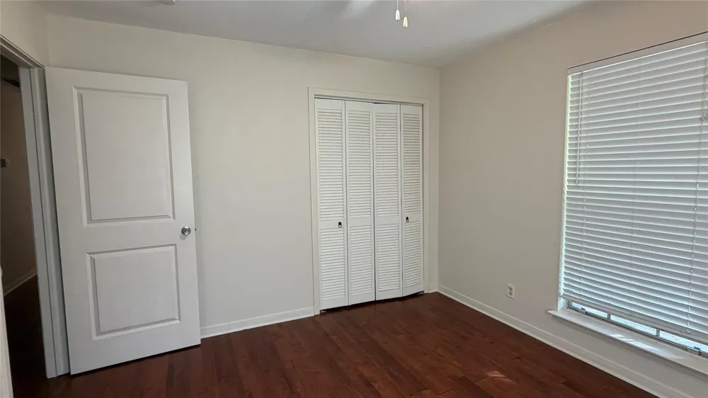 26011 Bernard Road New Ulm, TX 78950