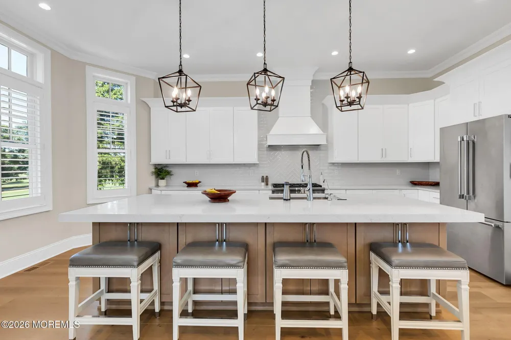 114 Eagle Way Eatontown, NJ 07724